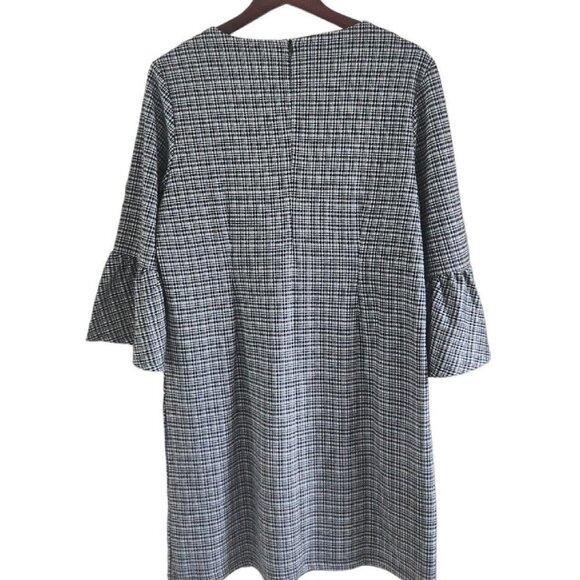 Beach Lunch Lounge Glen Plaid Shift Dress Gray Size Large Bell Sleeves - Picture 7 of 8